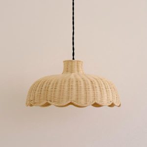 Handwoven Rattan Pendant Light, Scalloped Dome Ceiling Lamp, Boho Natural Wicker Hanging Light Fixture for Dining Room, Living Room, Bedroom